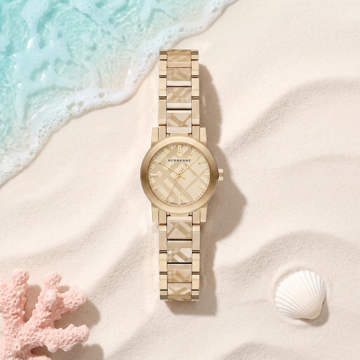 Montre Burberry The City Mini Gold, cadran check, boîtier 26 mm doré, TIJD&CO