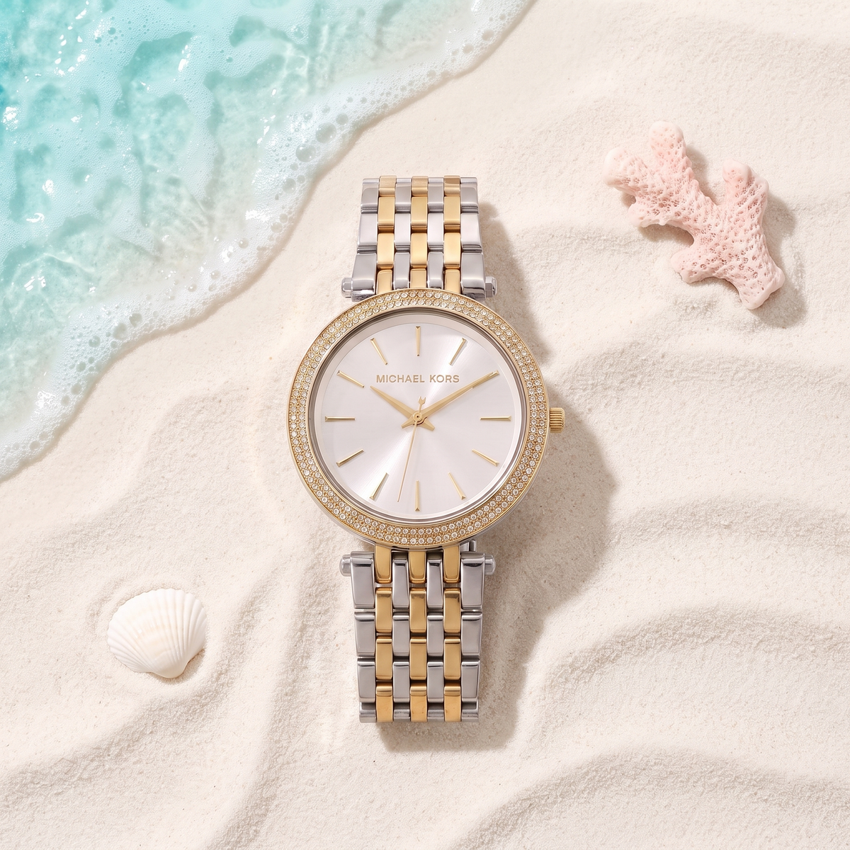 Montre Michael Kors Darci Bicolore, cadran serti de cristaux, bracelet or et acier, TIJD&CO