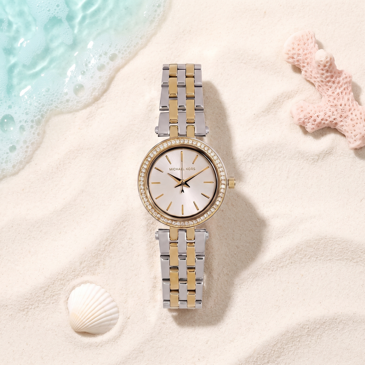 Montre Michael Kors Mini Darci Bicolore Gold, 33 mm, lunette sertie, bracelet or et acier, TIJD&CO